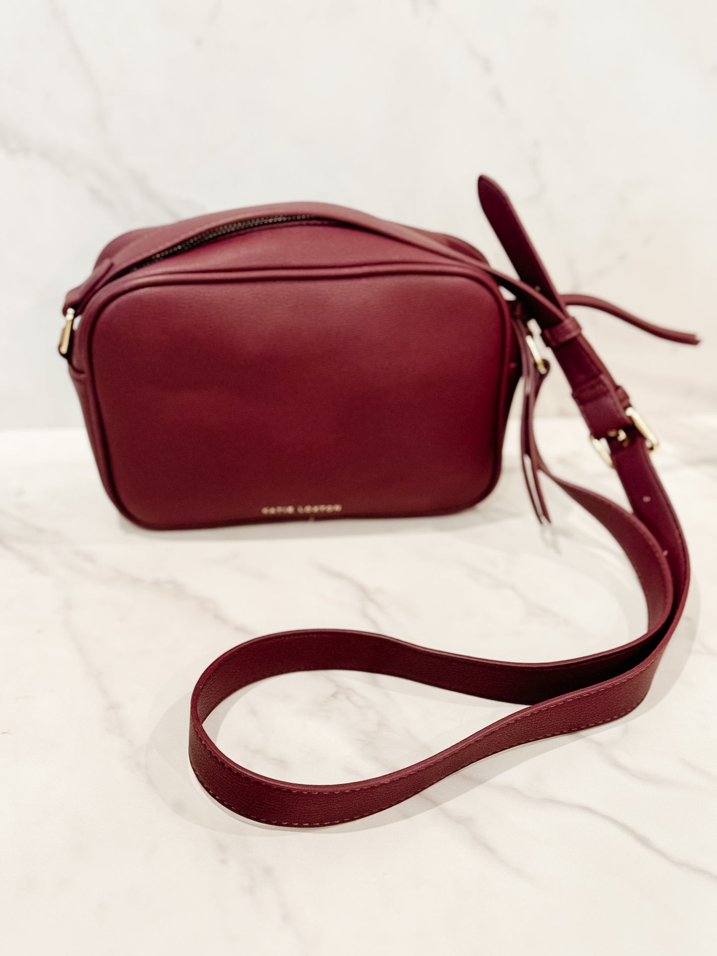 Isla Crossbody Bag – Minimalist Vegan Leather Everyday Purse