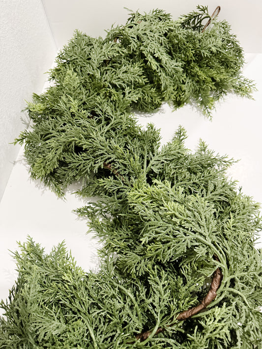 Stretchy Faux Cedar Garland – Full & Lush Real-Touch Holiday Greenery